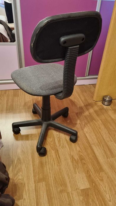 Scaun pentru birou
