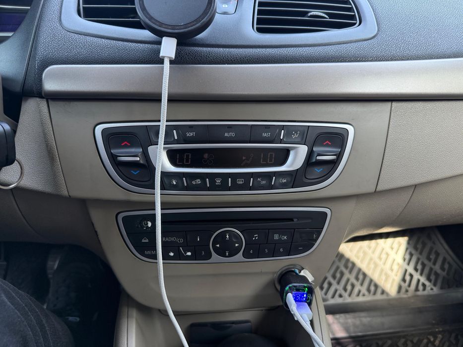 Proprietar - Vand Renault Fluence 1.6 16v GPL