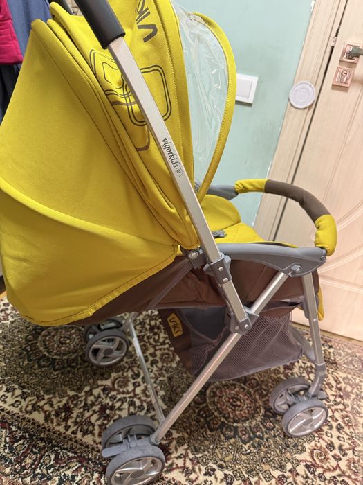 Очень легкая коляска