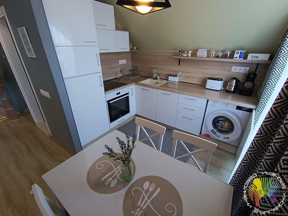 Дава се под наем Двустаен апартамент в Бургас, Изгрев - 55 кв.м за 510 € - Снимка #3