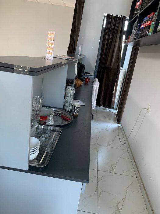 Bar sotiladi [[Kampuyter va Playstation]]