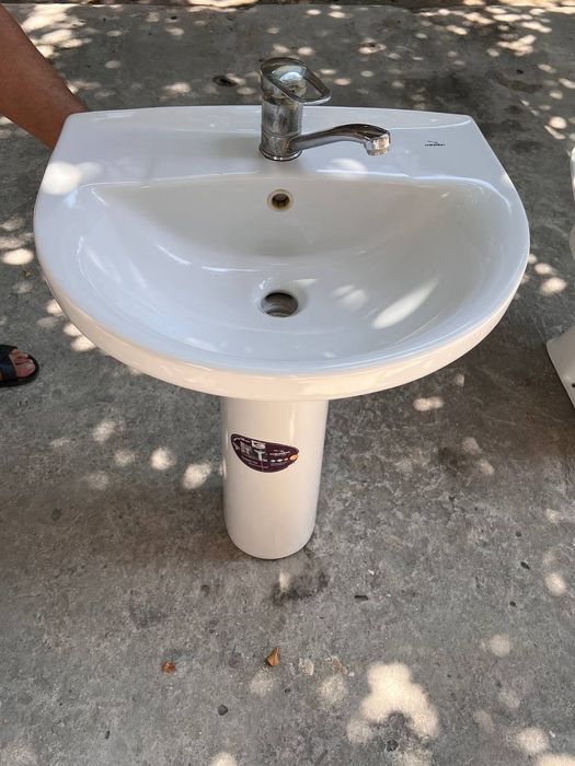 Продается Умывальник