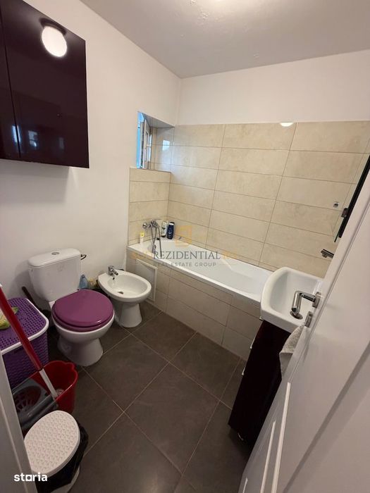 Apartament 3 camere , renovat recent, zona Sebastian-Rahova