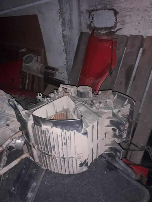 Мазда на разбор уневерсал 11991