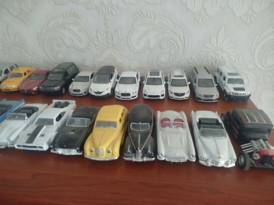 продам модельки машин