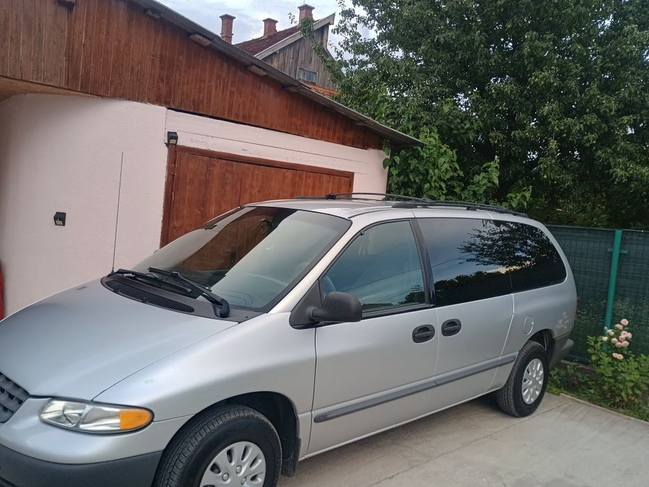 Chrysler voyager cu 7 locuri
