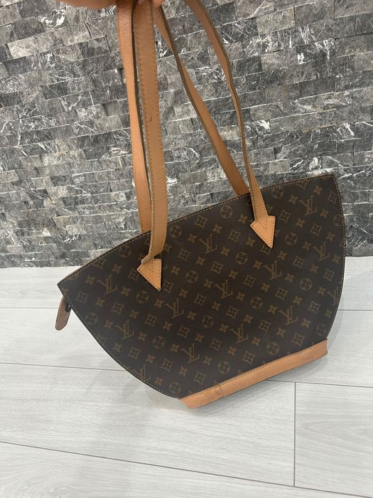 Дамска чанта Louis Vuitton