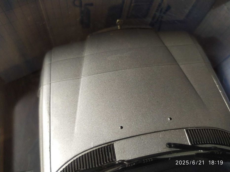 1:18 Метален модел на Mercedes Benz 230 E W123 Revell