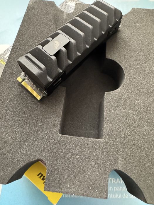 Vand SSD Corsair 1TB