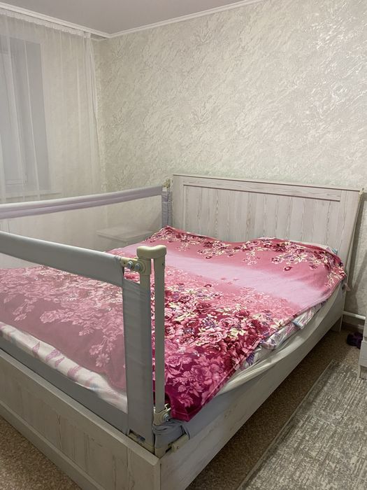 Продам спальный гарнитур без торга