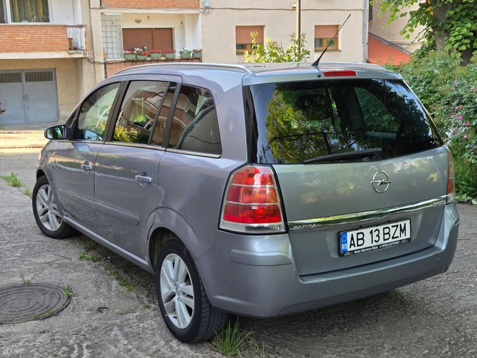 Opel Zamfira 1,9,tdi 6,trepte,Anul,2007