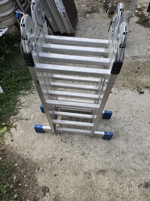 Scara aluminiu werner