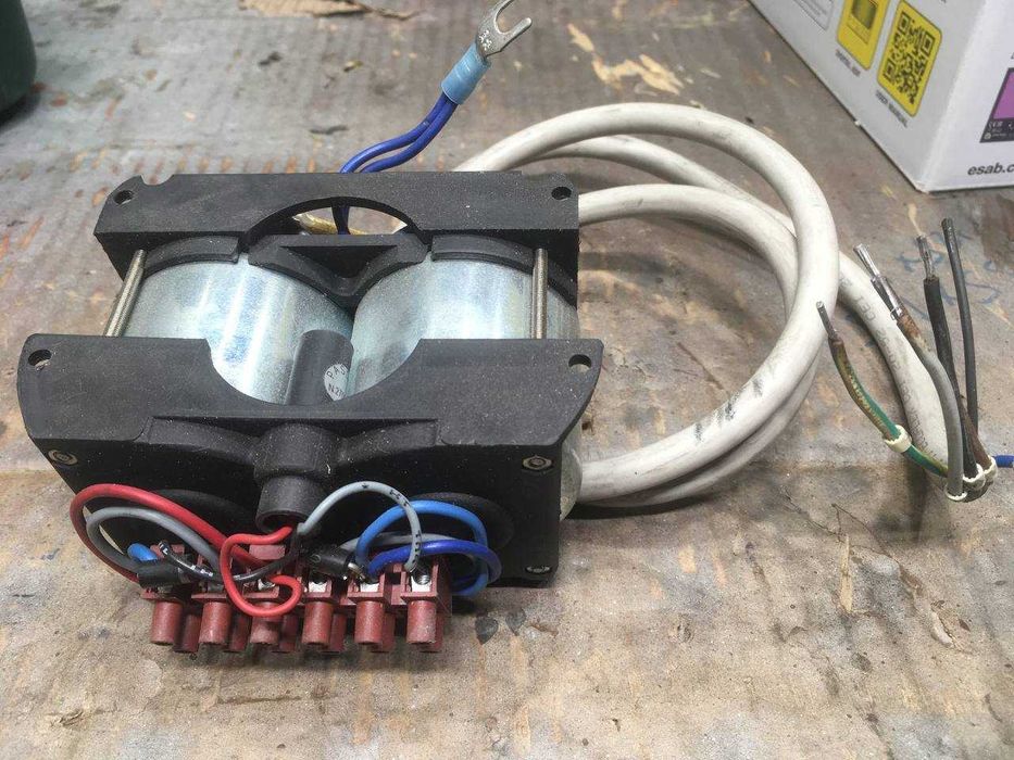 Оригинален соленоид (контактор) Lewmar 24V за якорна лебедка