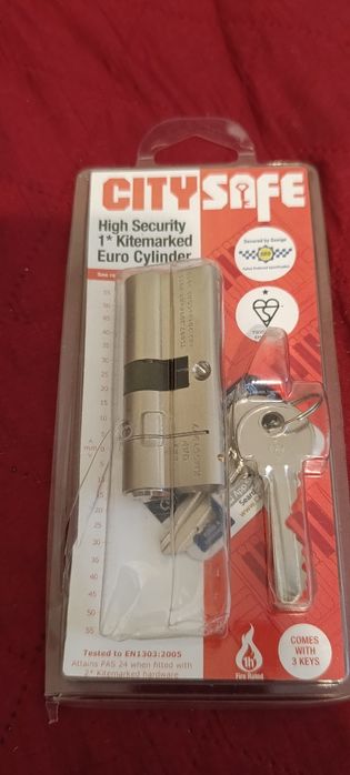 Lot 16 cilindri (butuci) încuietoare uși YALE, AGB, ERA, City safe, hardware, supreme- Noi/Sigilați