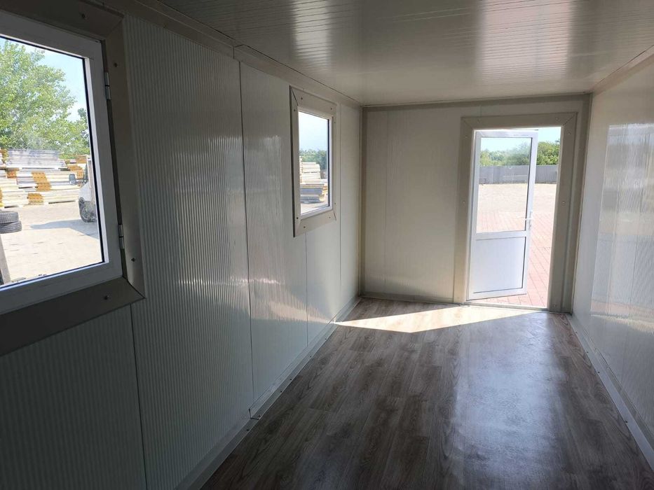 Panouri sandwich termoizolante / tabla cutata /  containere