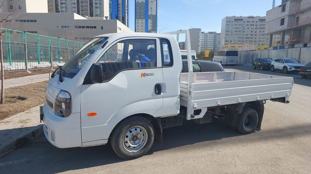 Продам автомобиль Киа бонго