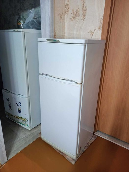 Продам два современных , рабочих  холодильника