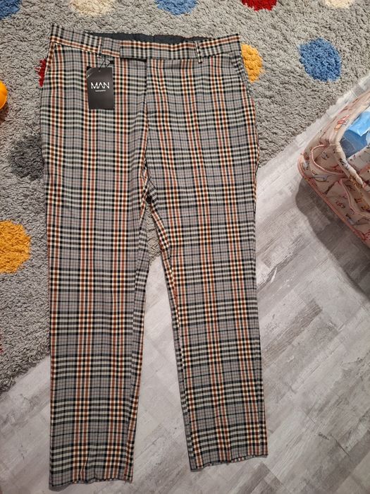 2 Perechi pantaloni bărbătești eleganți/ocazie skinny fit Boohoo noi