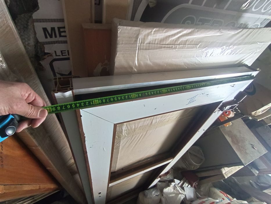 Дверь пластиковая новая