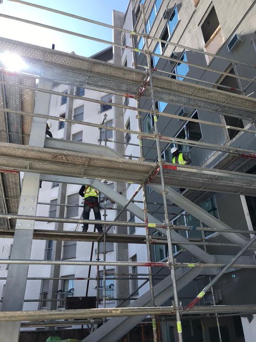 Бригада стройтелей