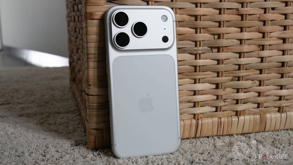 Iphone 17 pro max silver sotiladi