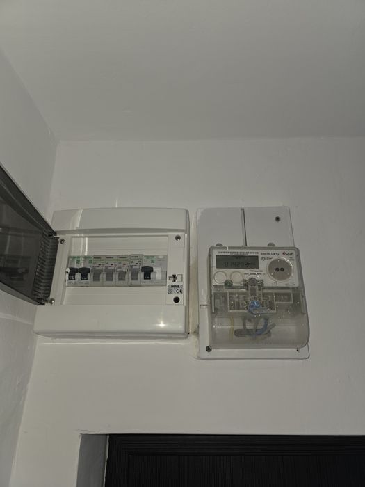 Vand apartament 3 camere