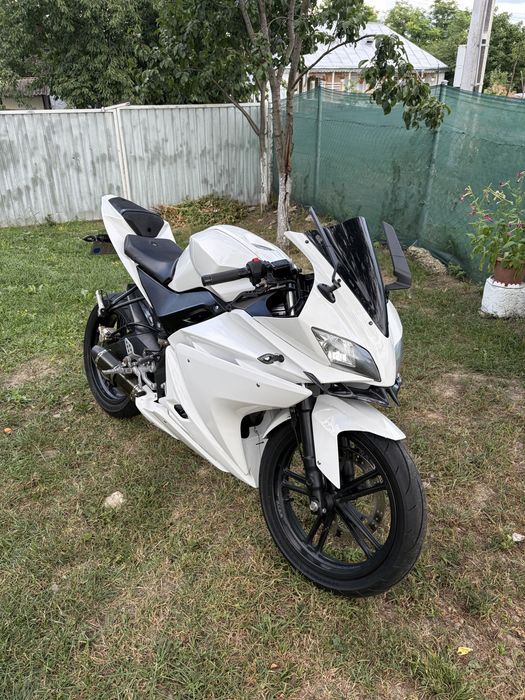 Yamaha YZF R125 2009