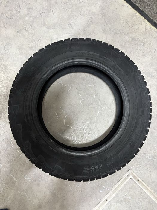 Продам зимние шины