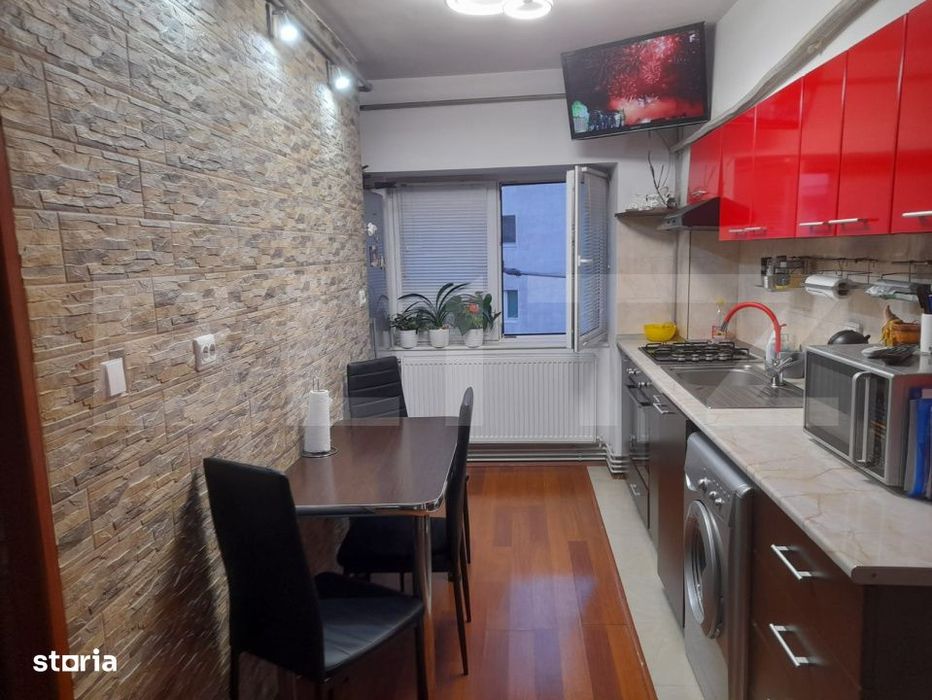 Apartament cu 2 camere, decomandat, 55 mp, zona Materna