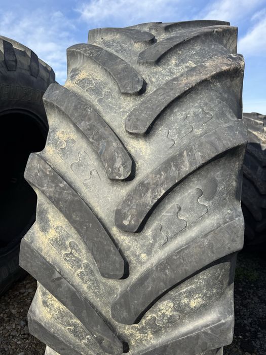 710/75r42 bkt tractor