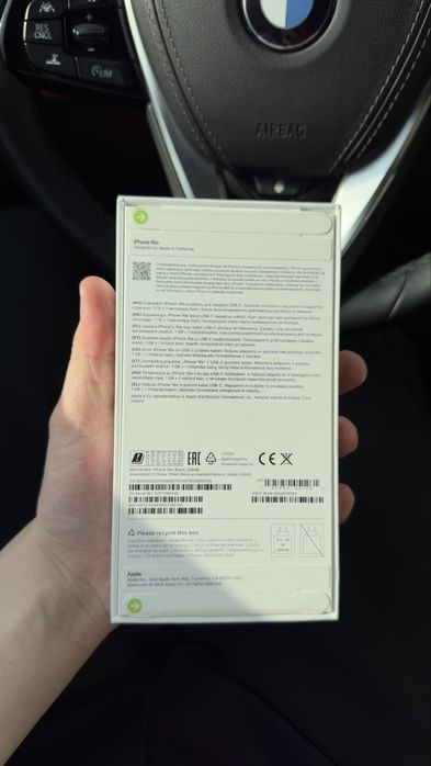 Продается iphone 16e с гарантией новый