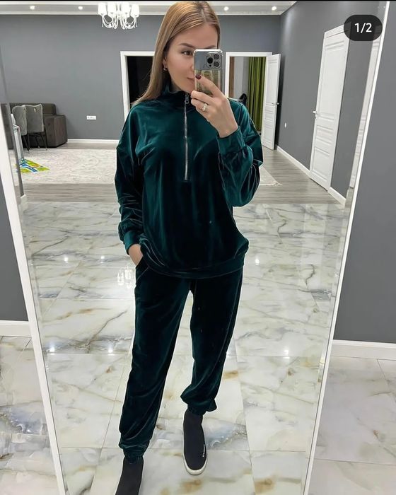 Продам новые платье