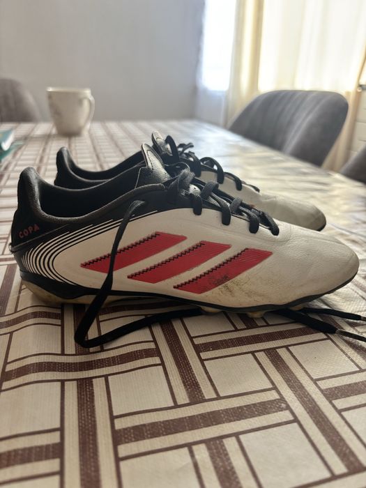 Ghete fotbal marime 33