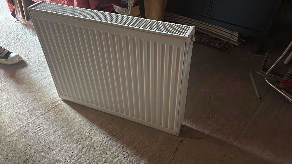 Chiuveta baie, bucatarie, calorifer, scaune