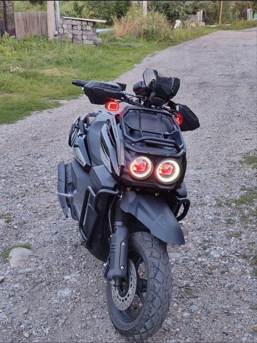 Скутер Tank pro max150