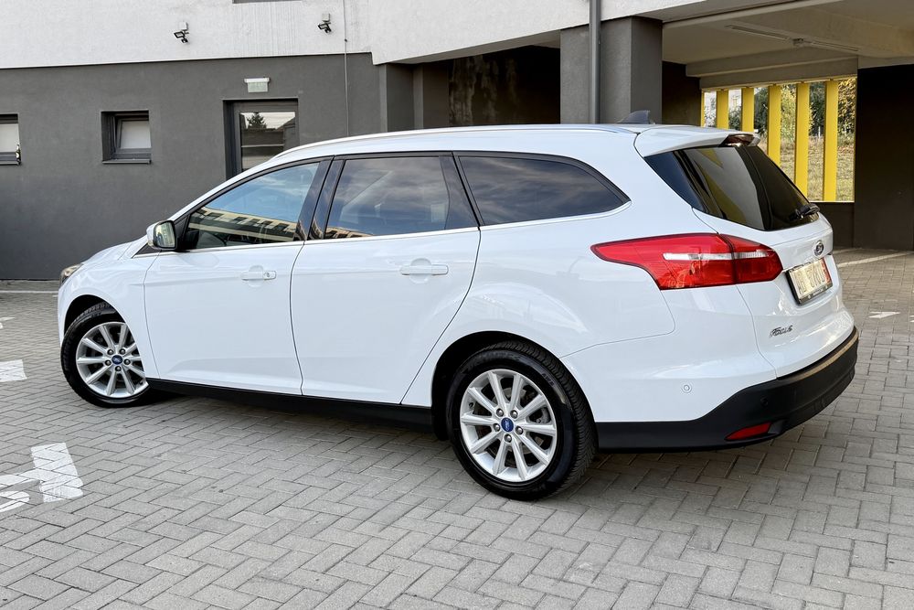 FORD Focus 2015 — imagine 3
