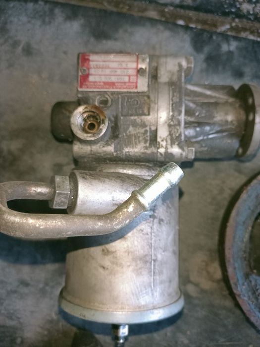 Двигатель Мерседес 111