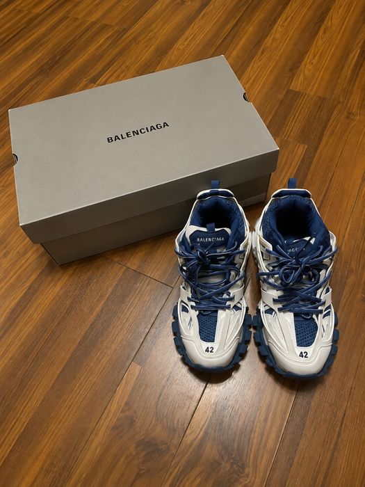 Balenciaga Track