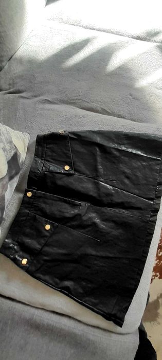 Fusta mini imitatie piele Zara