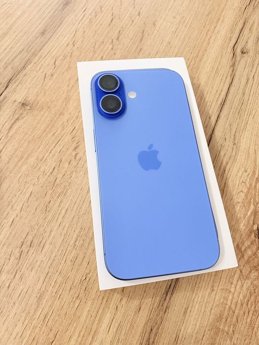 Iphone 16 Ultramarine