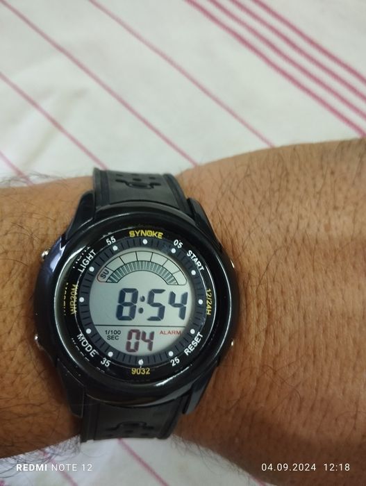 Мъжки електронни часовници