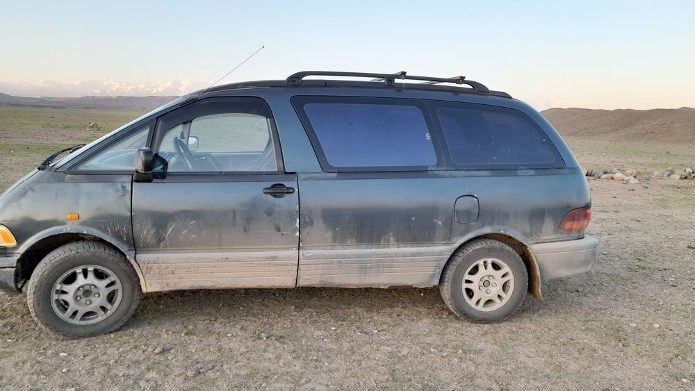 Тойота превия сатылады