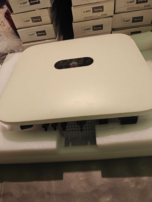 Invertor Hibrid trifazat Huawei 10 kW - SUN2000-10KTL-M1 - ca si nou