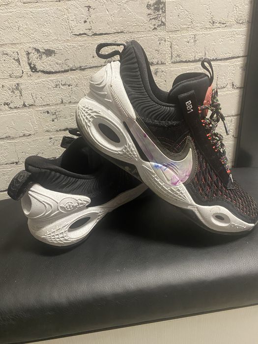 Маратонки    Найк