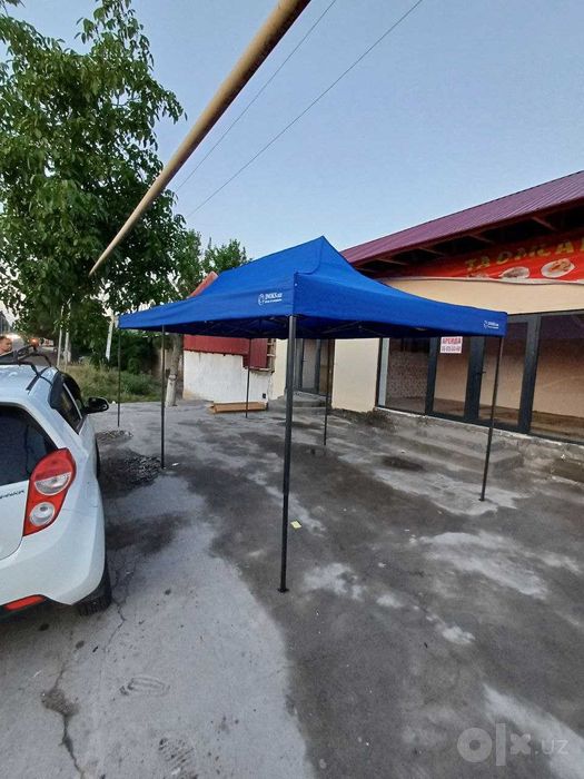 Складной шатер для торговли и отдыха