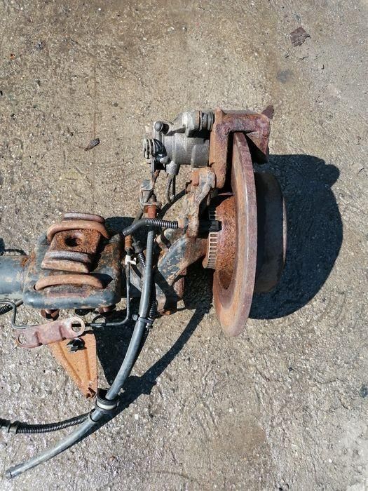 Butuc roata cu rulment stanga spate dreapta spate Nissan Interstar