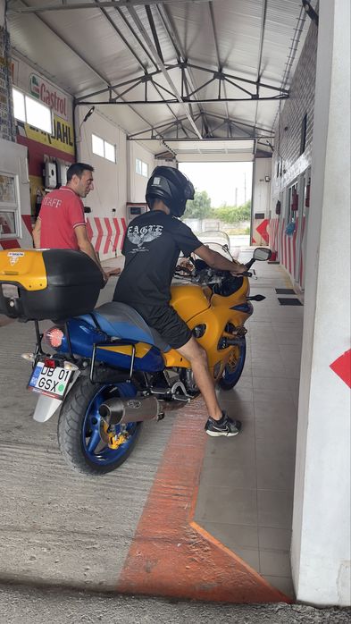 Suzuki GSX-f 600 Katana (Se Poate Limita A2)