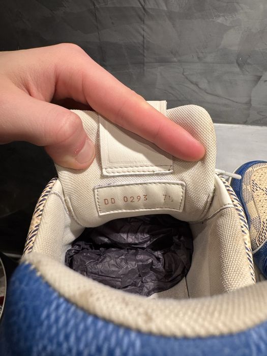 КАТО НОВИ Louis Vuitton Trainers