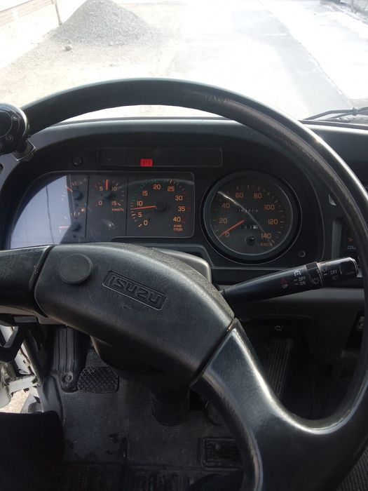 Isuzu 10 tonnalik