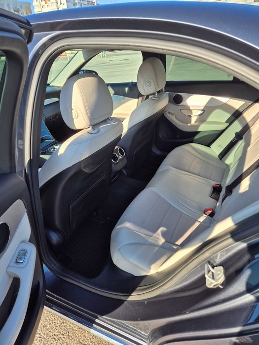 Mercedes-Benz C350e, model Avantgarde, 2015, Plug-In Hybrid